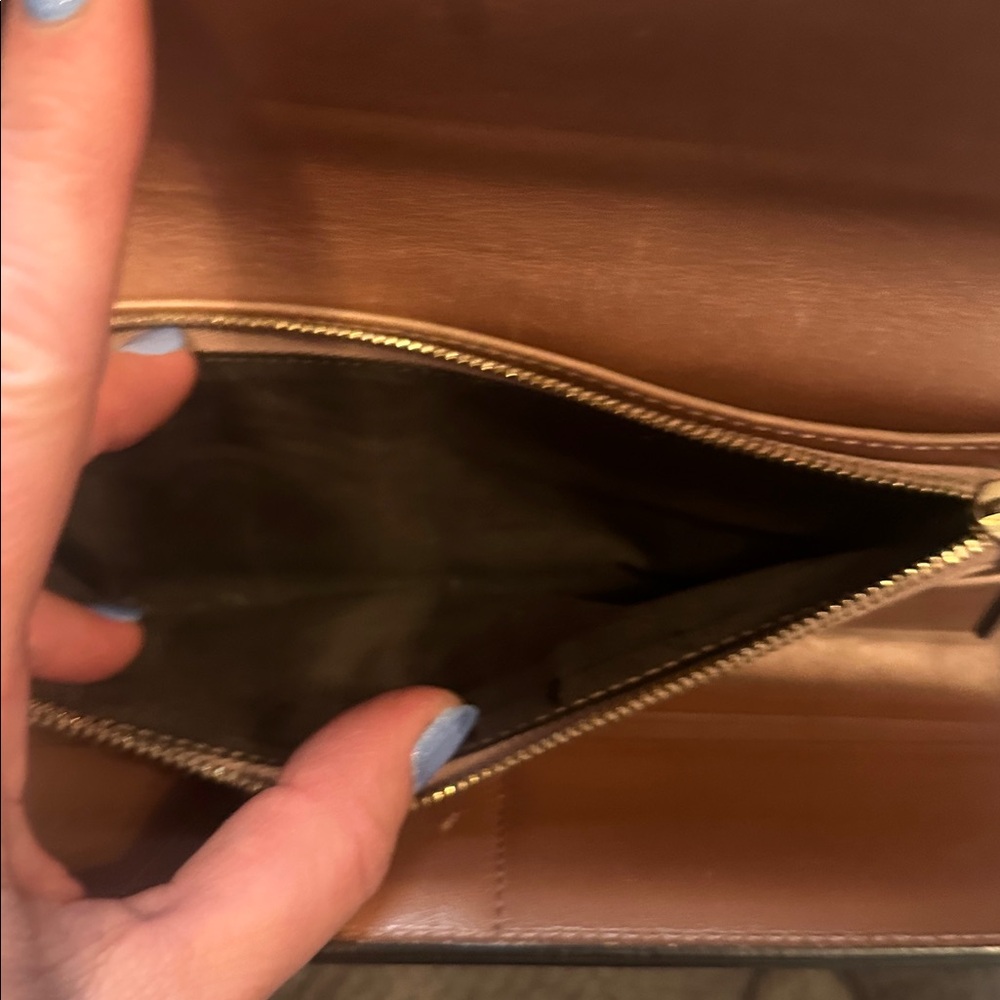 Rose Gold Gucci mini GG wallet in amazing condtion - Picture 8 of 9